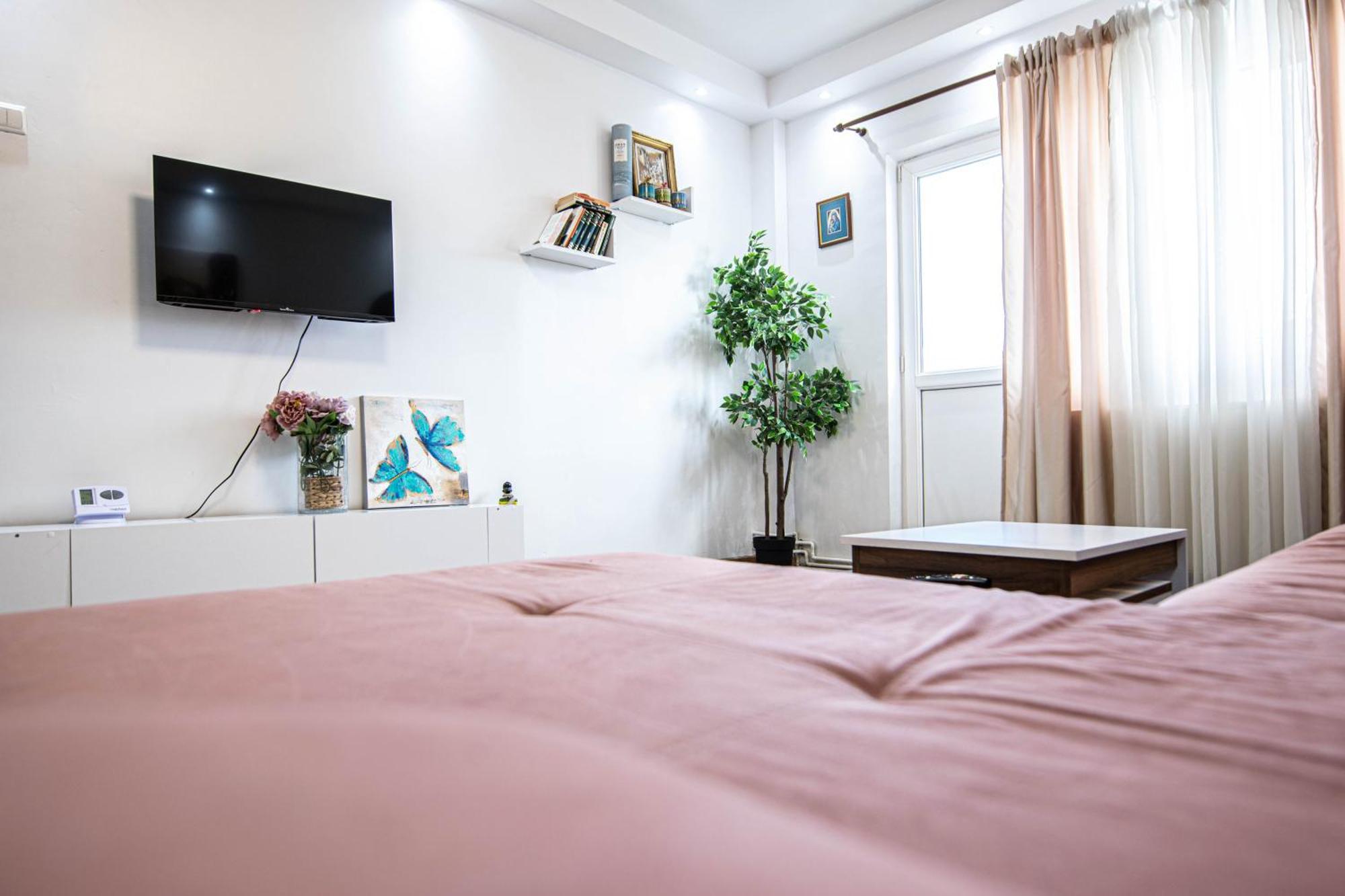 Apartament Near The Park Two Rooms Bukurešť Exteriér fotografie